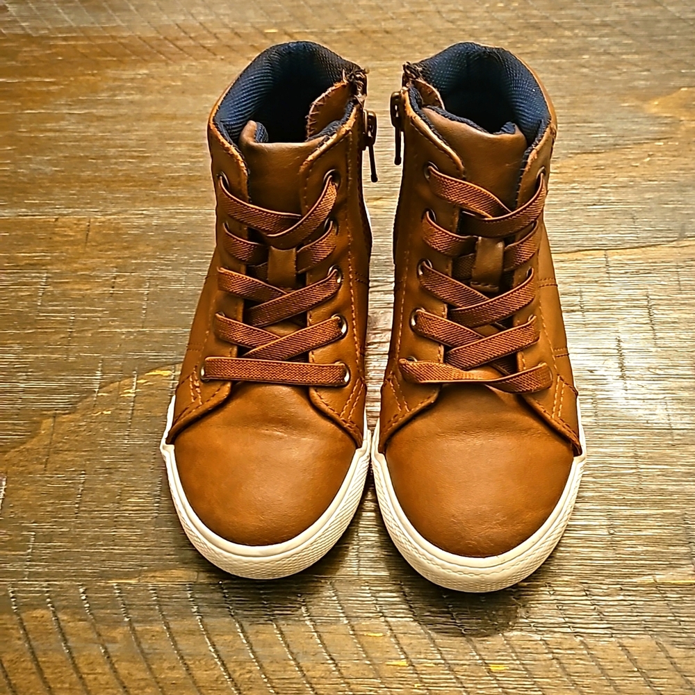 Brown boy's boots